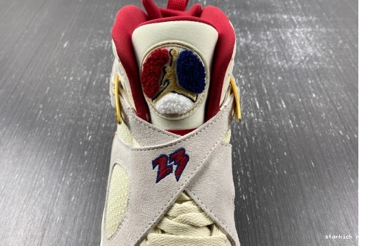 Casa SP FJ2850-107 Su 8 Jordan Casa  FJ2850-107 SoleFly Mi Retro  Es 0417